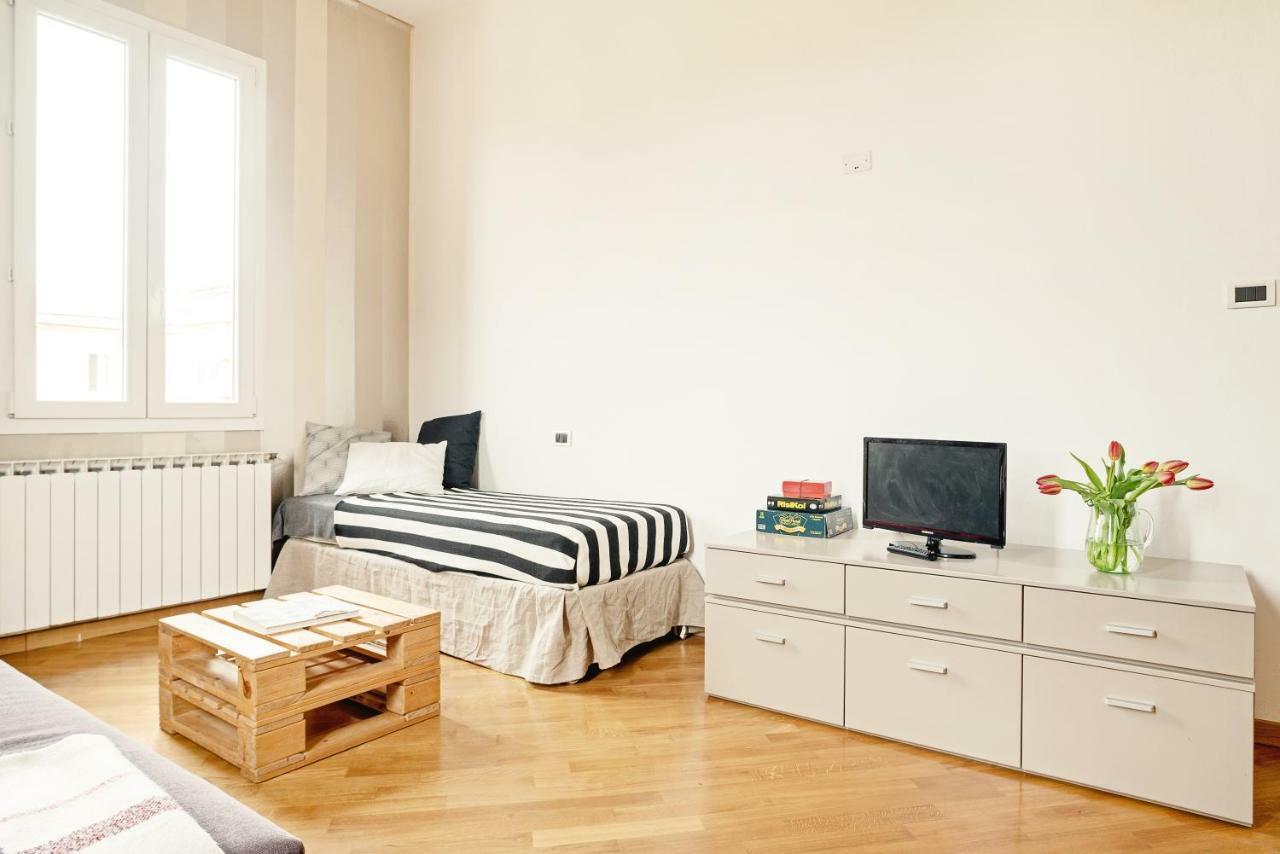 Sant'Orsola Design Apartment Bologna Bagian luar foto