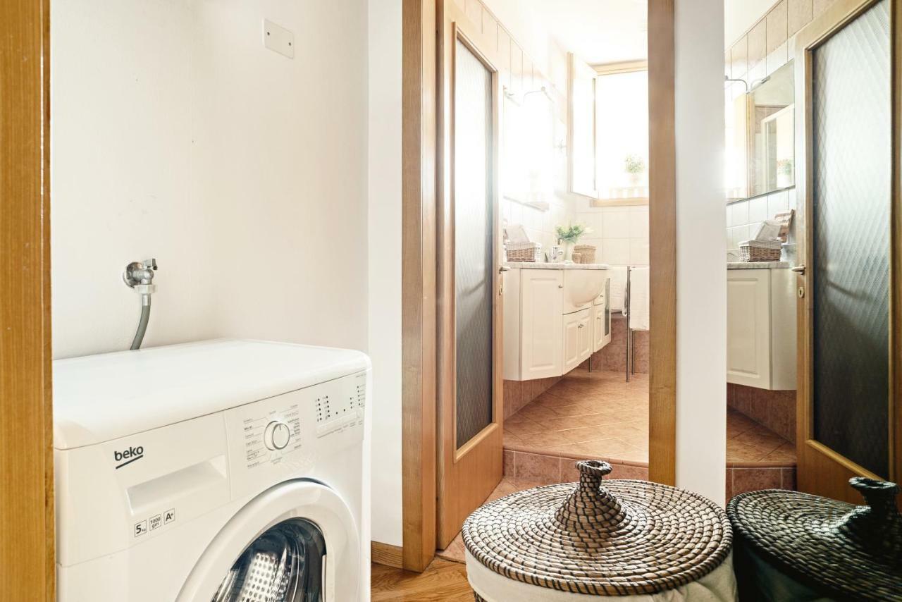 Sant'Orsola Design Apartment Bologna Bagian luar foto